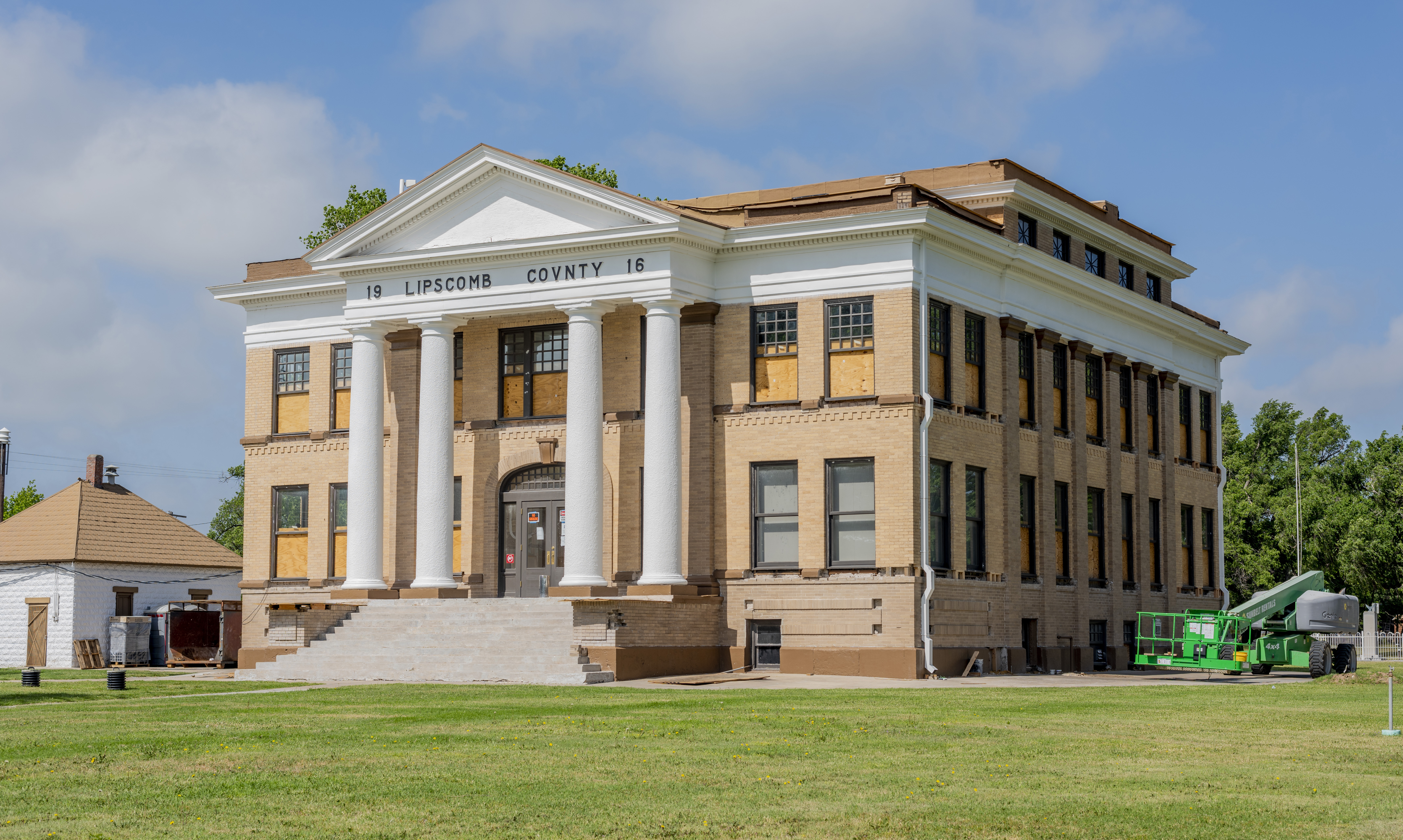 Lipscomb County Courthouse